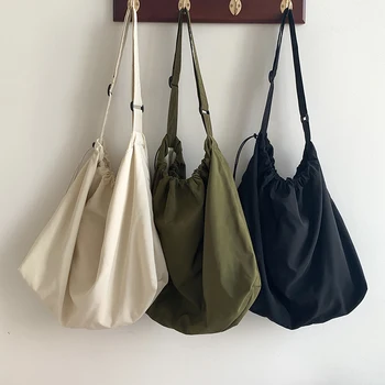 2023 Нова Дамска чанта от нейлоновом съвсем малък, чанта през средното рамо, чанта-торба, в корейски стил, ежедневни младежки чанта през рамо, разпродажба