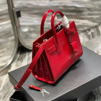 Гореща разпродажба 2023, Нова Дамски преносима чанта през рамо от крокодилска кожа висок клас, червен, 100% кожа, луксозна непринудена форма, благородна мода