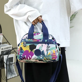 Дамски модни чанта с флорални принтом, малки Найлонови торби през рамо, Мека чанта през рамо с Голям капацитет, джоб за мобилен телефон, портфейл и чанта-тоут