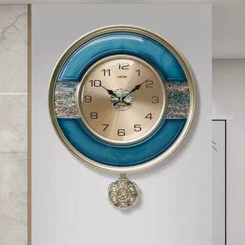 Европейски стил Качающиеся стенни часовници Светлинни Луксозни часовници за спални хол на ресторанта кабинета Монтиране на украса Horloge Murale
