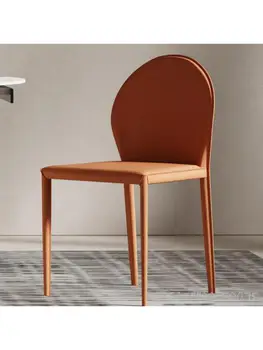 Индивидуален лесен Луксозен Дизайнерски стол за грим в спалнята висок клас, Стол с облегалка, Италиански минималистичное седлото, маса за хранене, Кожен стол