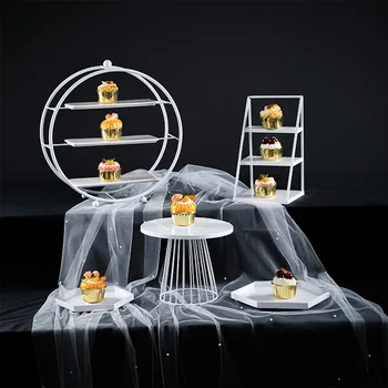 Сватбена десерт маса на шведска маса, маса за чай пауза, тенис на тавата, рафтове за търговски изложения на продукти, желязна птичья клетка, следобеден чай, поставка за торта, костюм