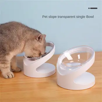 Купа за хранене на котки с вдигната поставка, прозрачна пластмасова купа за доставяне на вода за домашни любимци, наклонена на 15 градуса, защита на врата за кучета и котки